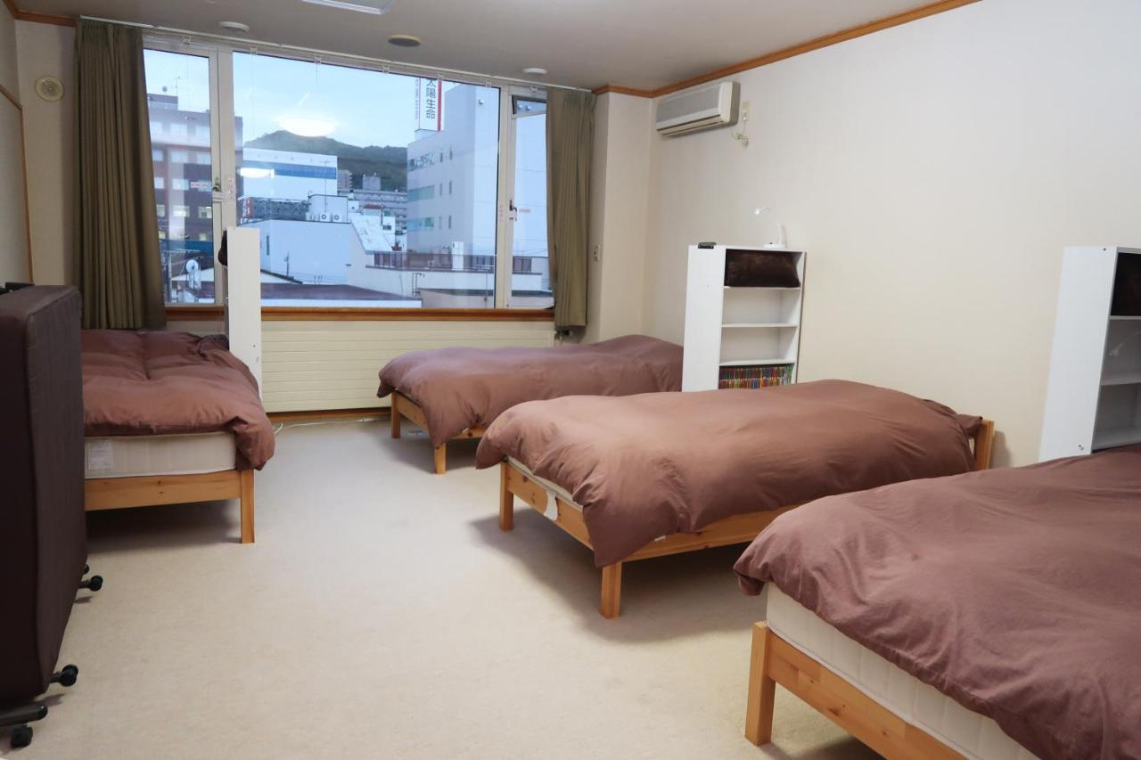 Otaru Ekimae Guest House Ito Exterior foto